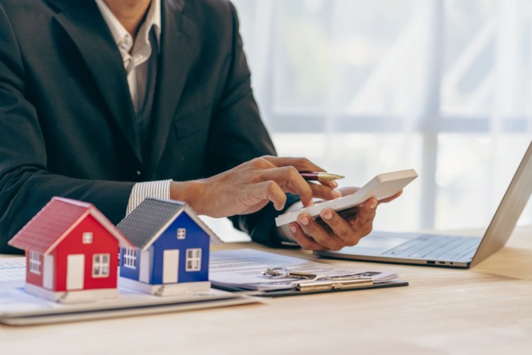 Which Indian Cities Offer NRIs the Highest Real Estate Investment&nbsp;Returns